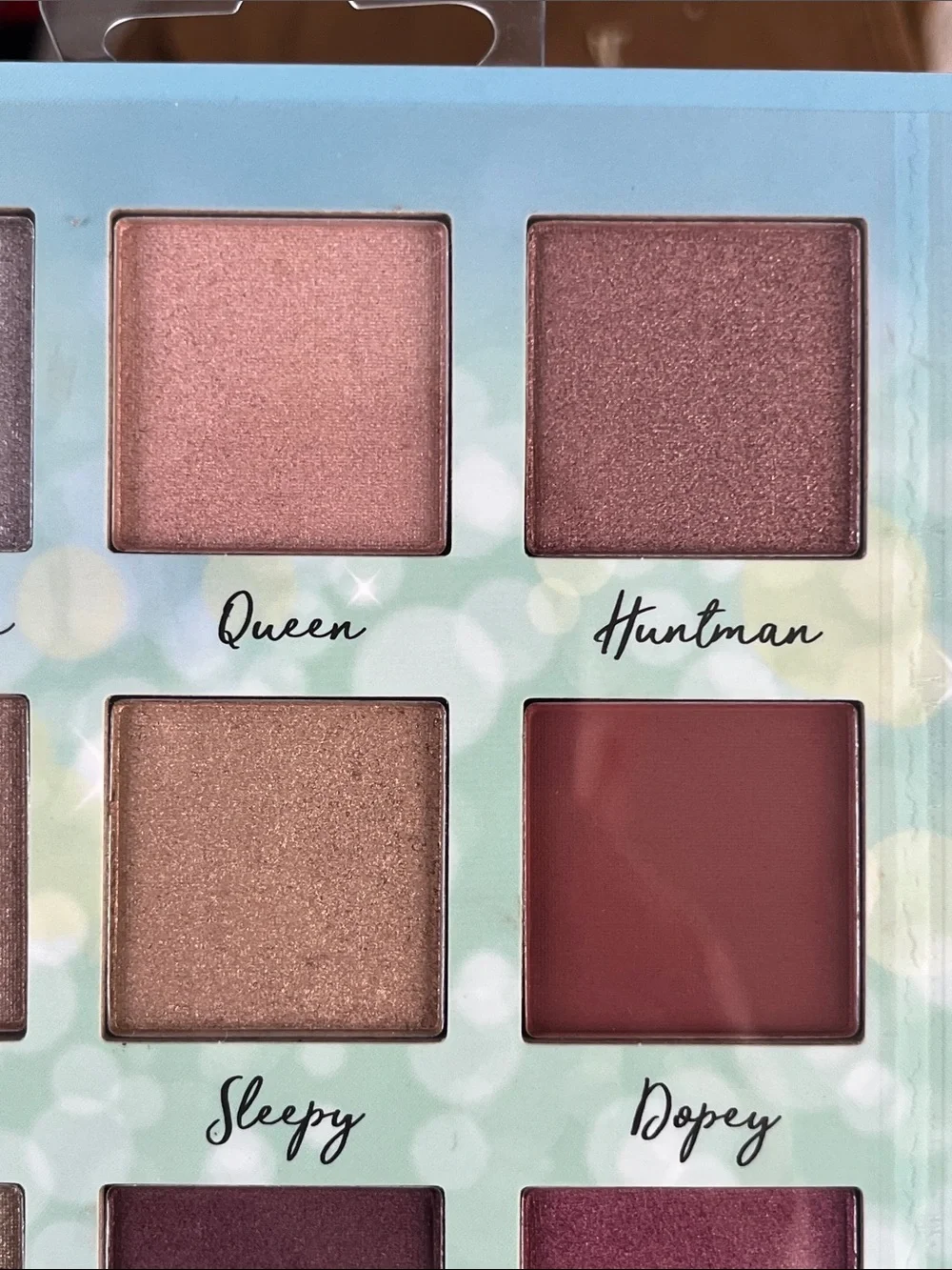 NEW!  Disney Snow White Makeup Palette — Teal, Blue, Red, Yellow Artwork
